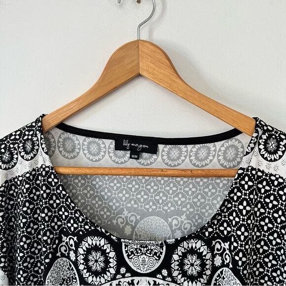 Lily Morgan Black‎ White Medallion Kaftan Flowing Dolman Sleeves Tunic Blouse - Picture 5 of 7